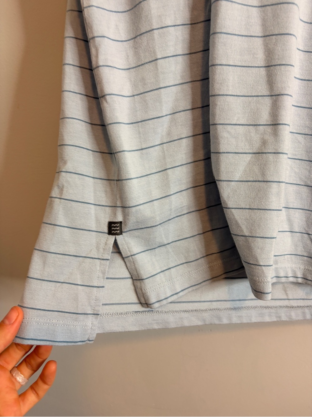 Free Fly Women’s Large Light Blue Striped Pocket Short Sleeve Tee - Picture 4 of 6